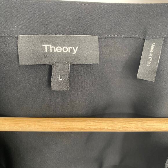 Theory Top Woman’s Large Black Silk Quiet Luxury Old Money Ling Sleeve Keyhole - Picture 3 of 7